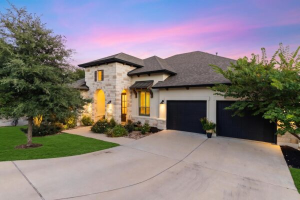 129 Hollytree Ct, Georgetown