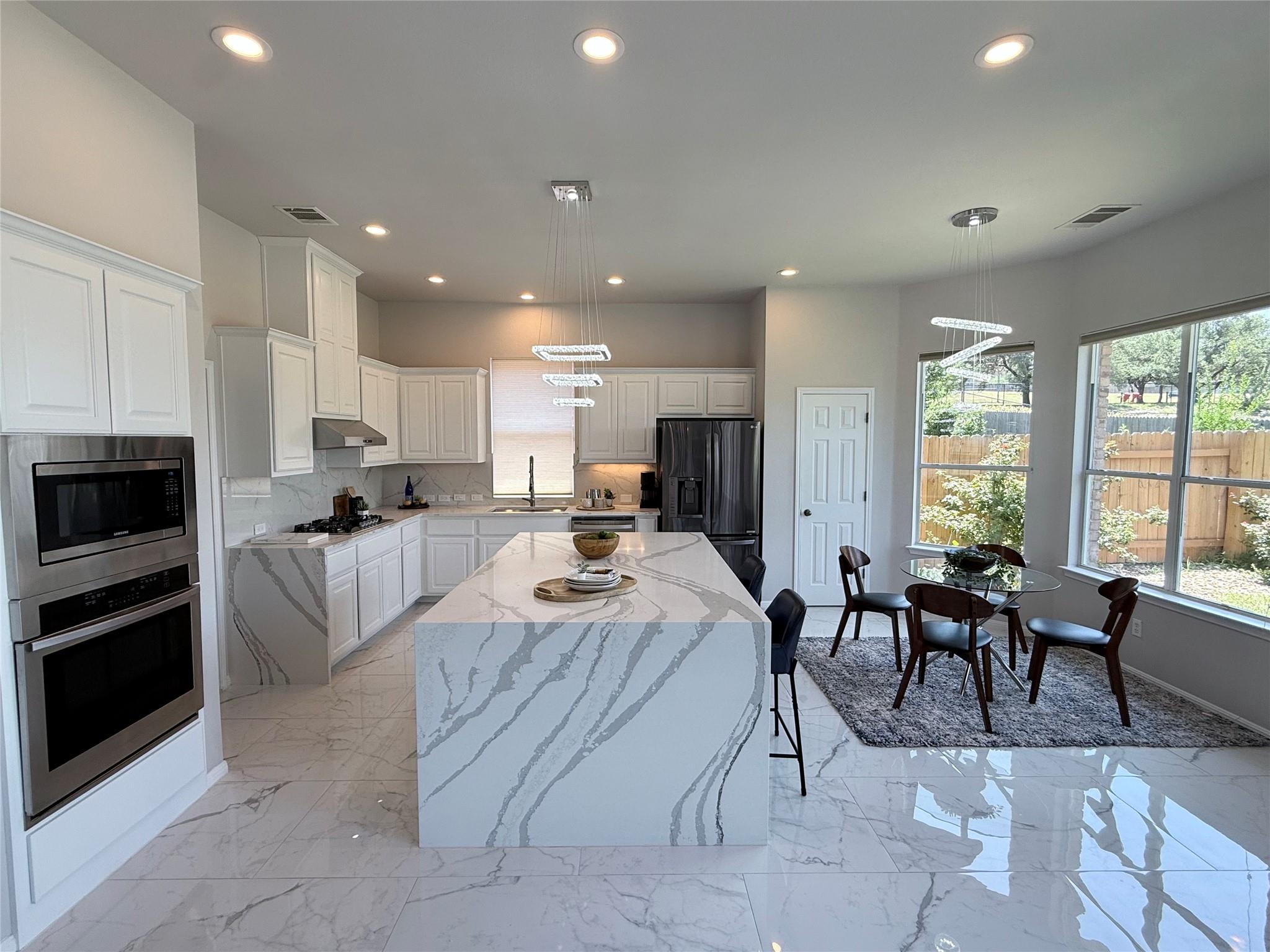 12629 Lee Park Ln, Austin, TX 78732