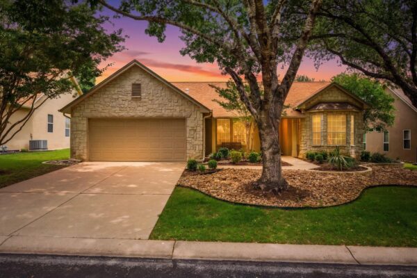 122 Cold Springs Dr, Georgetown
