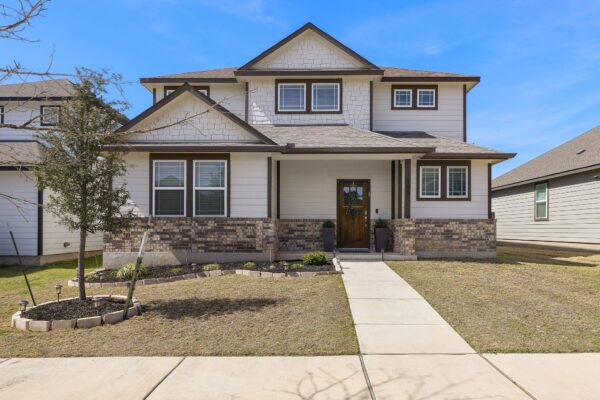 105 Hackberry Branch Dr, Hutto