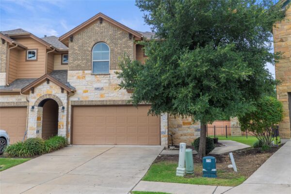 1001 Zodiac Ln #38, Round Rock