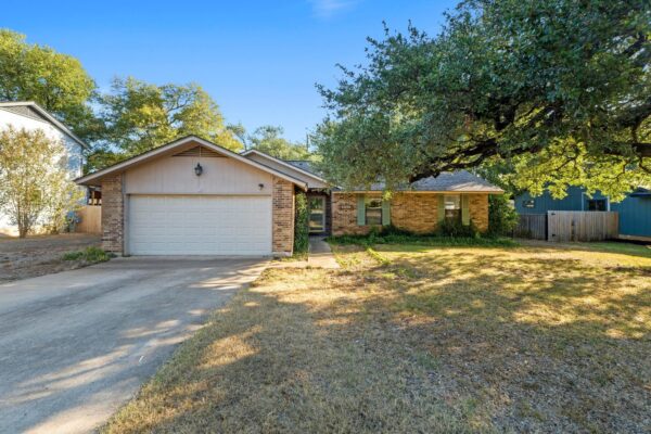 3904 Burr Oak Ln, Austin