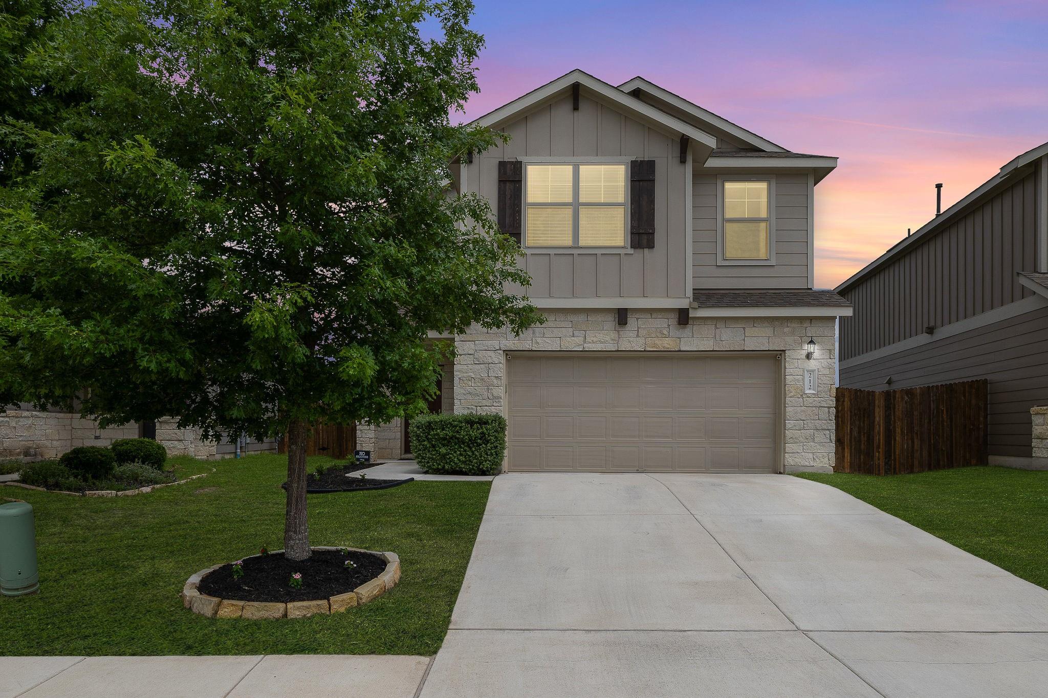 212 Compania Dr, Liberty Hill, TX 78642