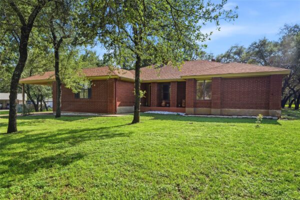 203 Shoal Dr, Georgetown