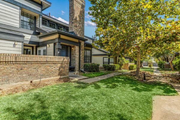 1748 Ohlen Rd #37, Austin
