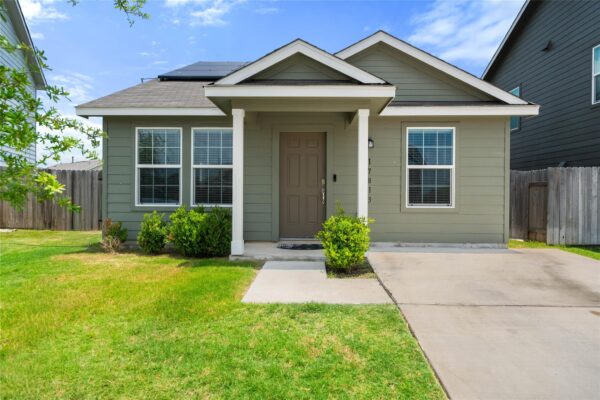 17813 Willacy Cv, Elgin