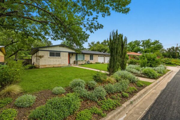 1705 Cloverleaf Dr, Austin