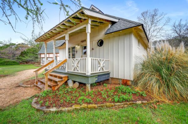300 Mill Race Ln #8, Wimberley