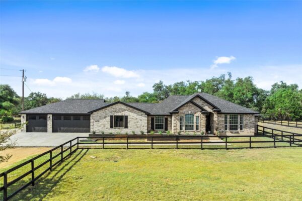 213 Beauchamp Rd, Dripping Springs