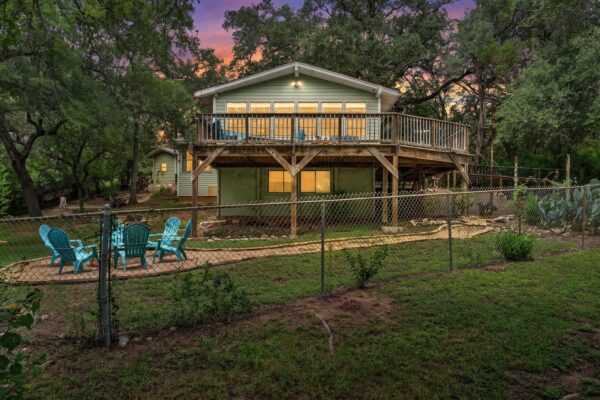 1016 Windy Shores Loop, Spicewood