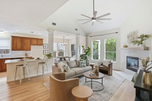 2112 Burnie Bishop Pl, Cedar Park