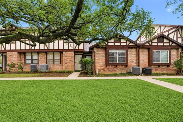 3505 Greystone Dr, Austin