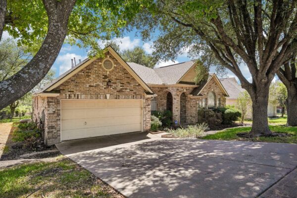 19413 Kennemer Dr, Pflugerville