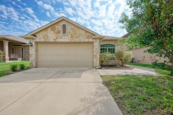 12413 Walter Vaughn Dr, Manor