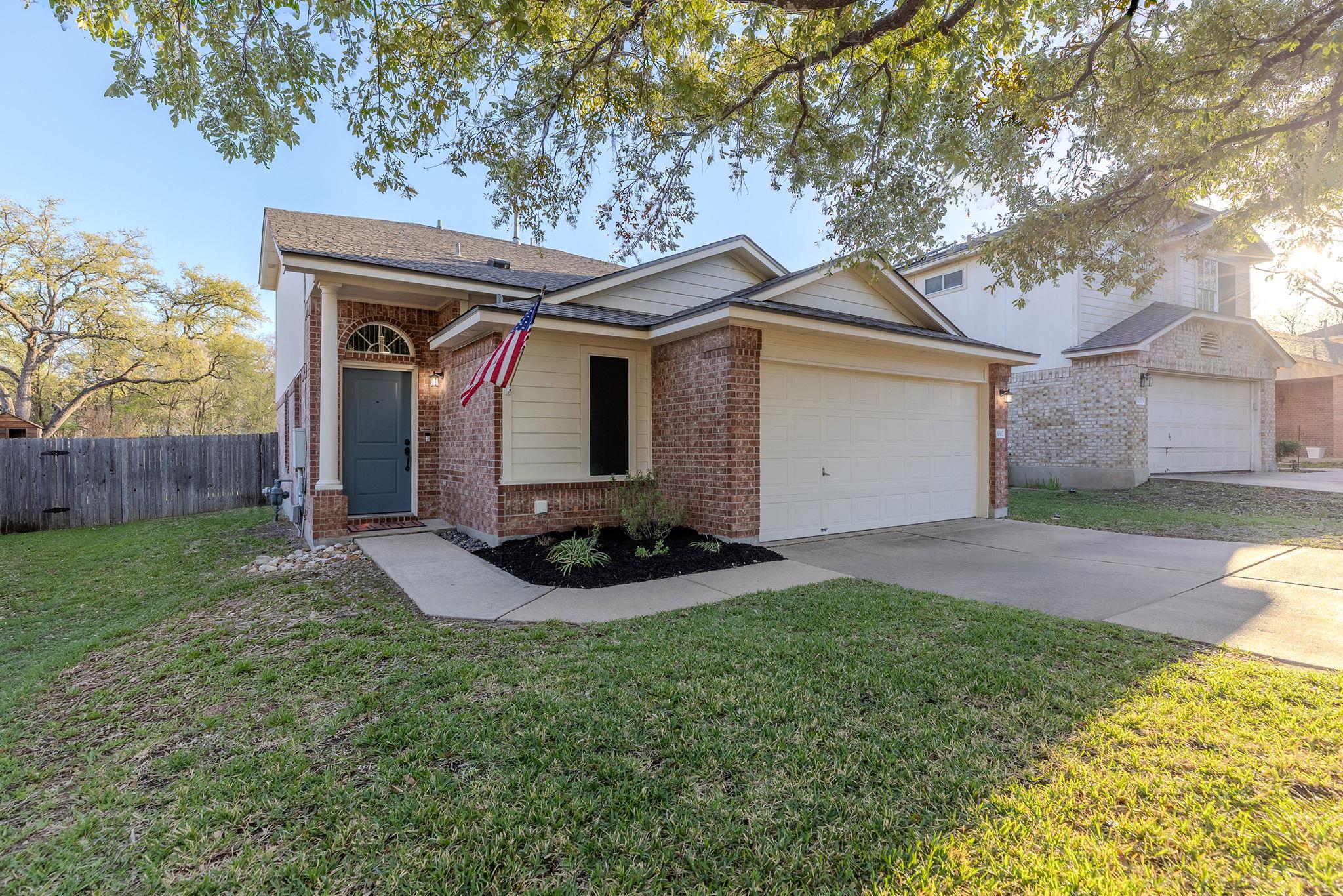 1002 Moser River Dr, Leander