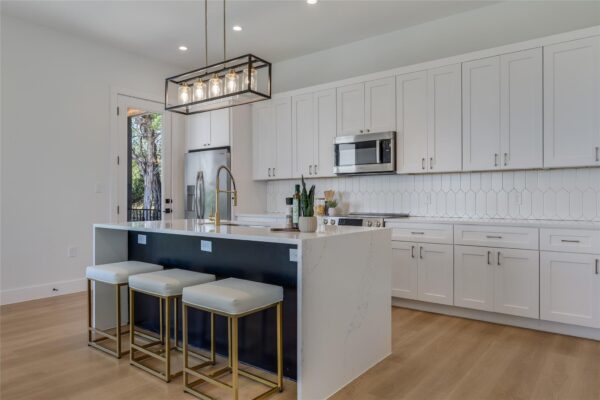 20202 Lincoln Cv, Lago Vista