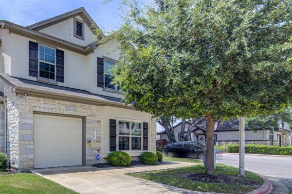 1407 Airedale Rd #1104, Austin