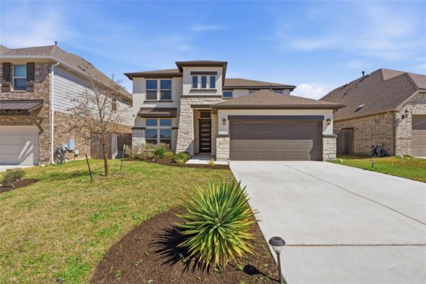 18104 Clairess Ln, Manor