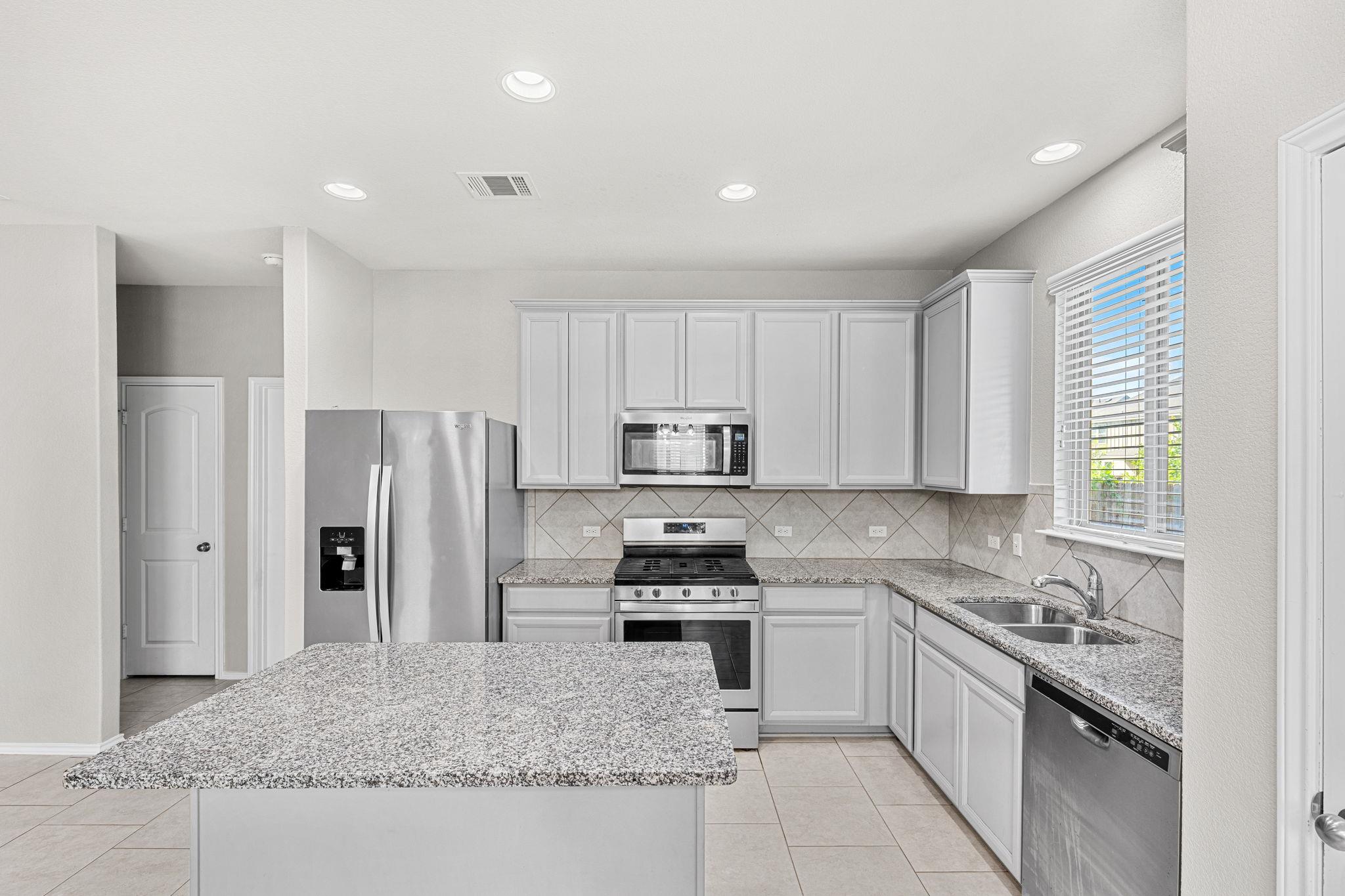 108 Normal School Way, Liberty Hill, TX 78642