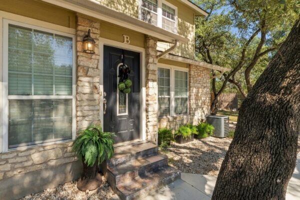 1504 Allen Rd #B, Austin