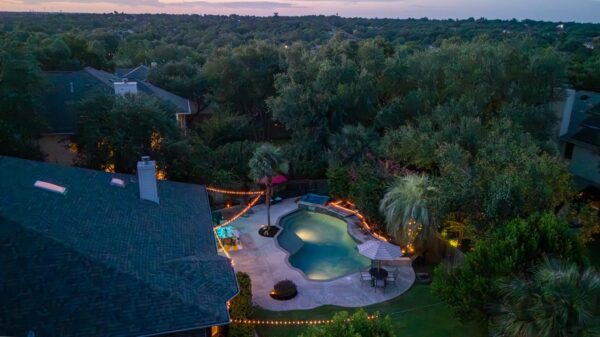 17213 Crescent Heights Trl, Austin