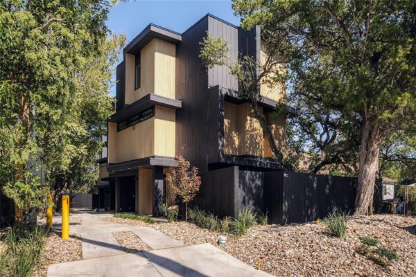 1002 W Johanna St #1, Austin