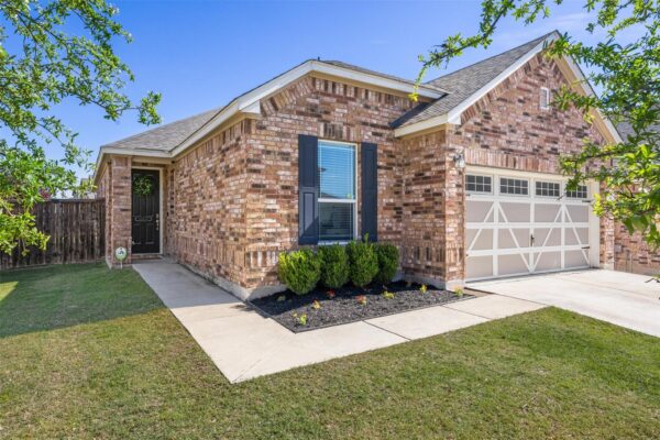 101 Muenster Dr #154, Hutto