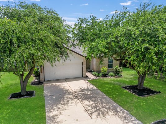 105 Lakemont Dr, Hutto