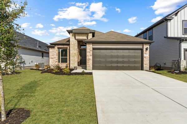 107 Mandeville Dr, Hutto