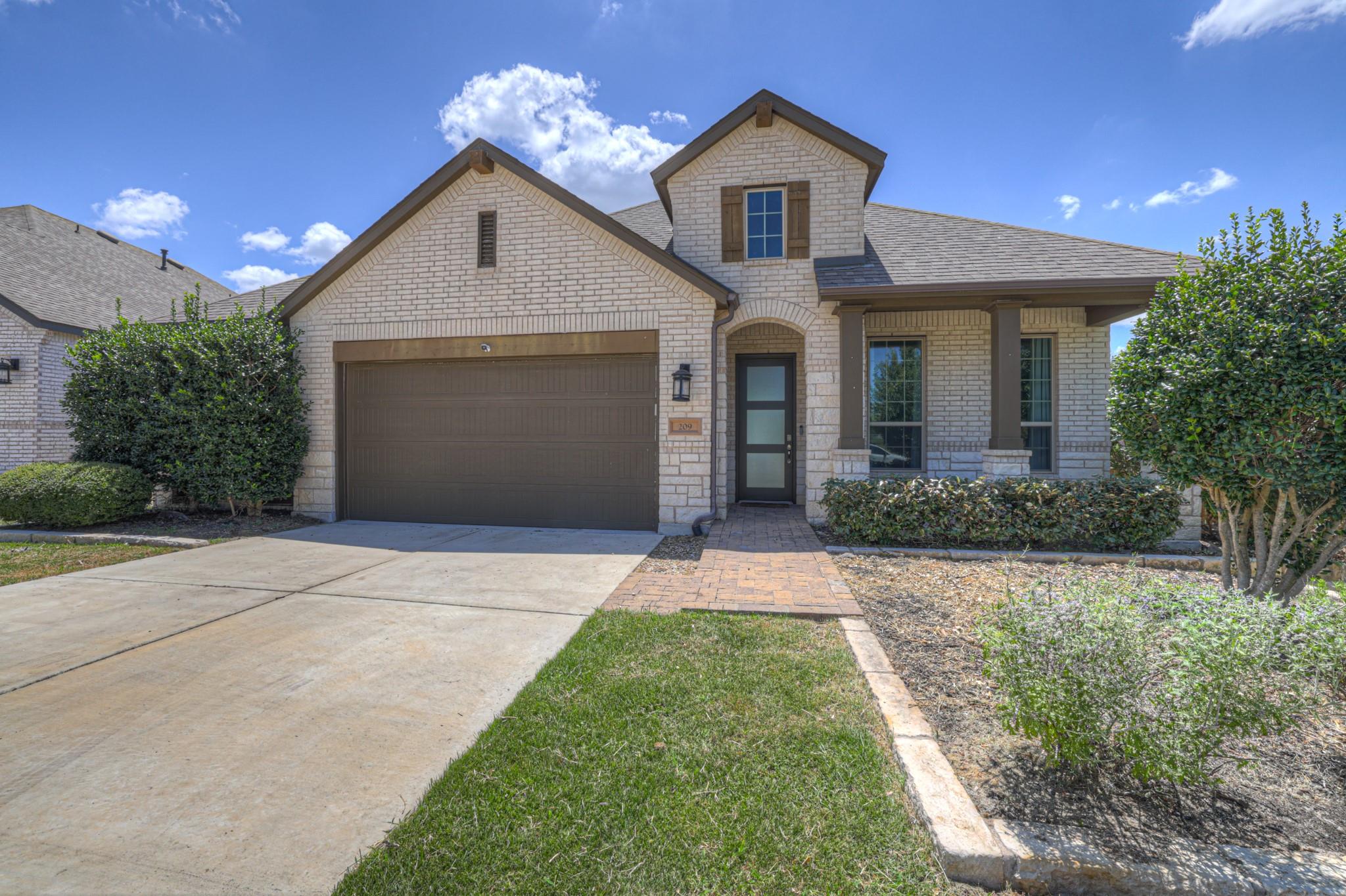 209 Lady Bug Rd, San Marcos, TX 78666