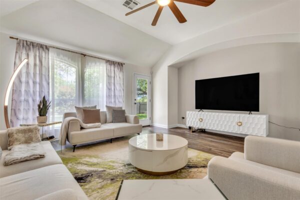 2825 Checker Dr, Cedar Park