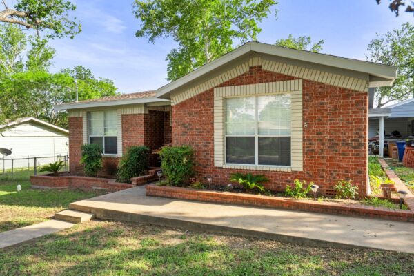 1905 Bissel Ln, Austin
