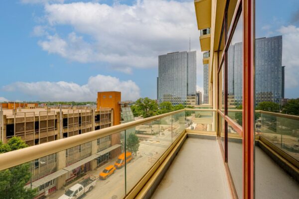 555 E 5th St #523, Austin