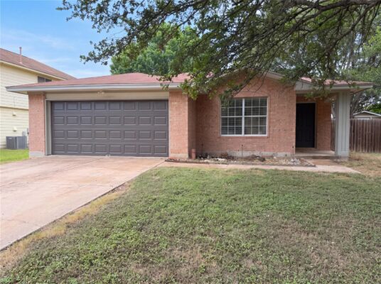 616 Barbara Way, Bastrop