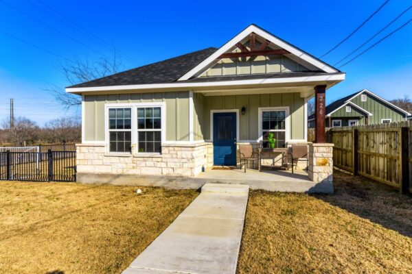 226 Spruce Ave, Luling