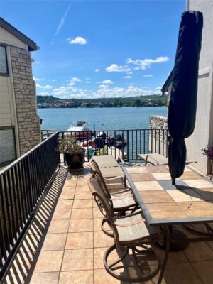 103 Island Dr #8, Horseshoe Bay