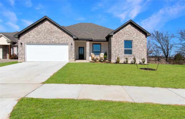 569 Bella Rose Dr, Belton
