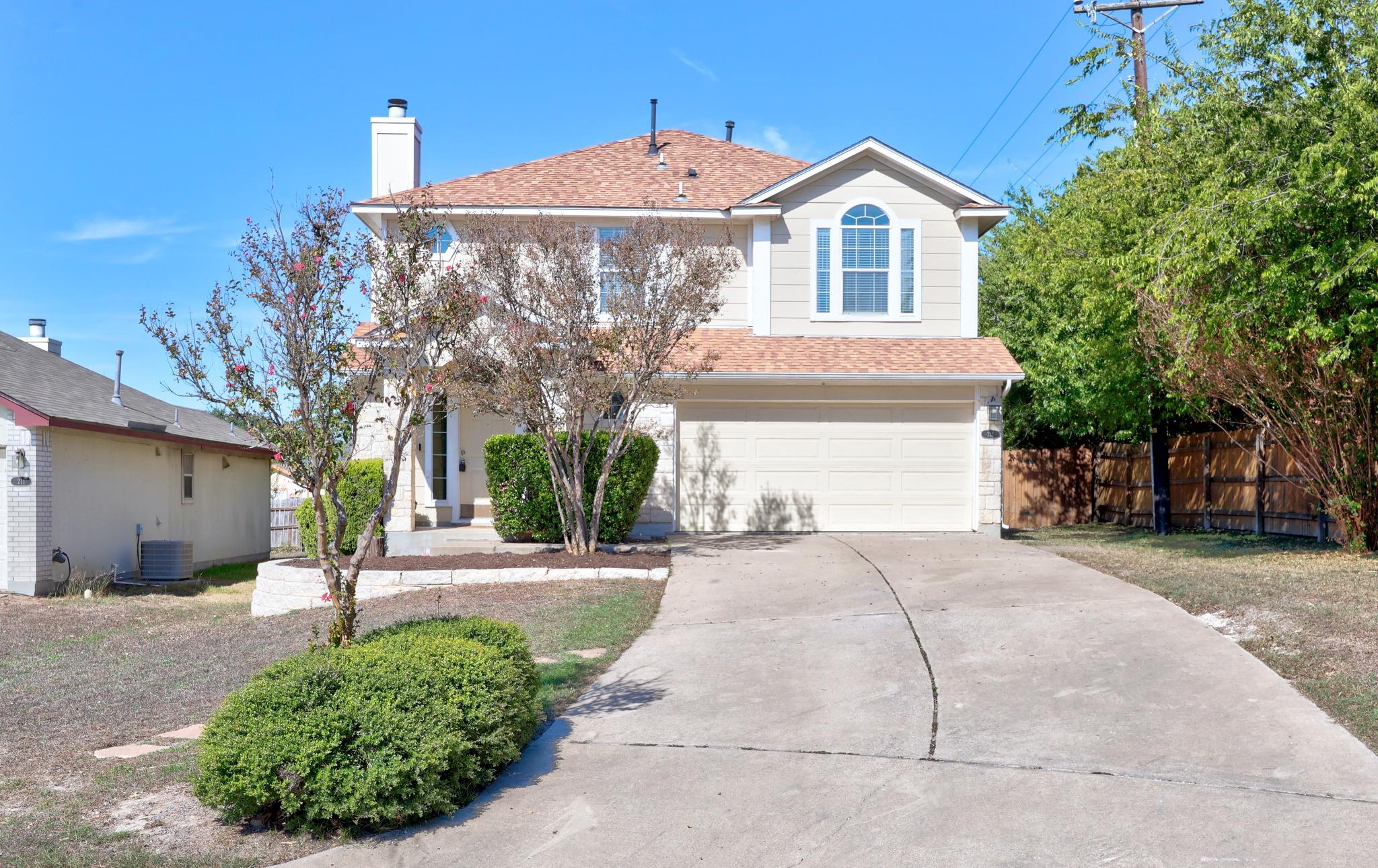 213 Cassandra Dr, Hutto, TX 78634