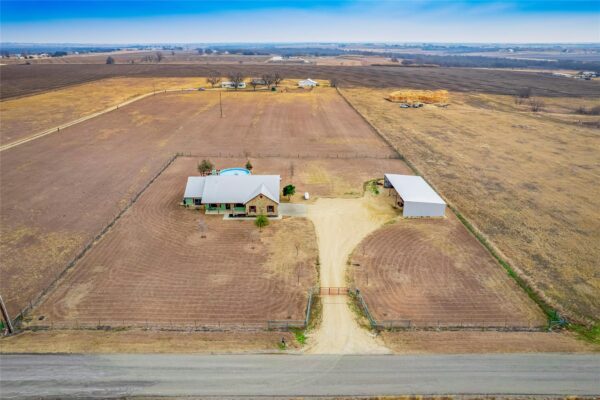 877 County Road 455 None, Coupland