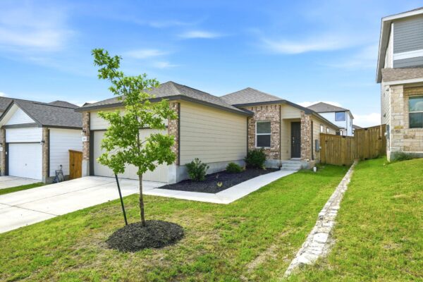 220 Lucky Texan Rd, Jarrell