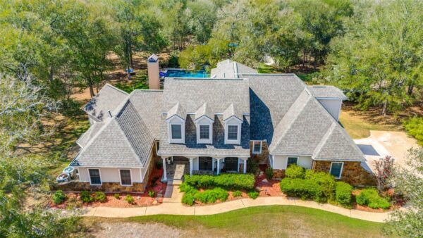 133 Concho Dr, Cedar Creek