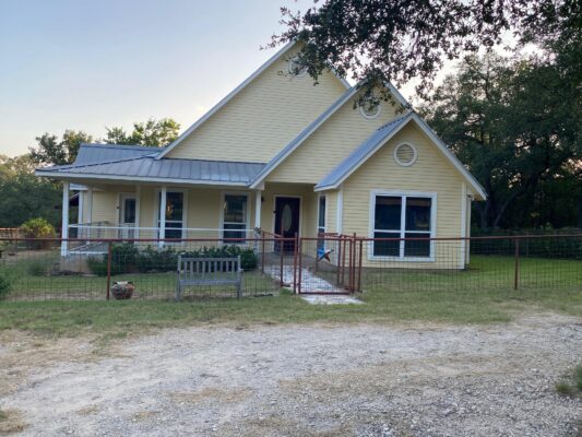 306 Plainview Rd, Wimberley