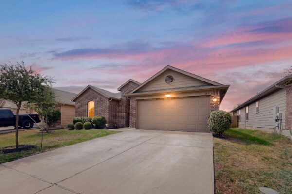 11612 Andesite Rd, Manor