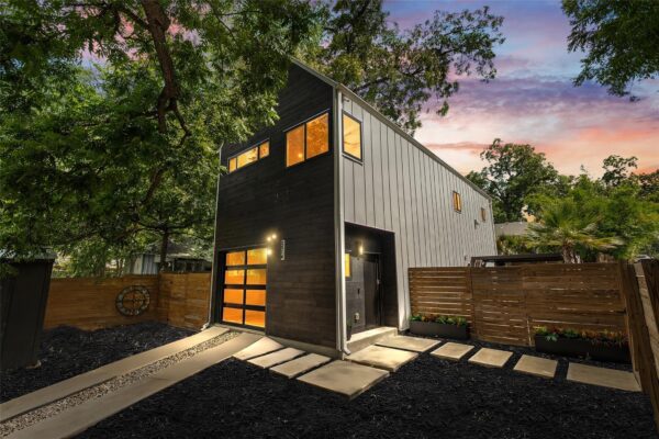 2214 Garden St #2, Austin