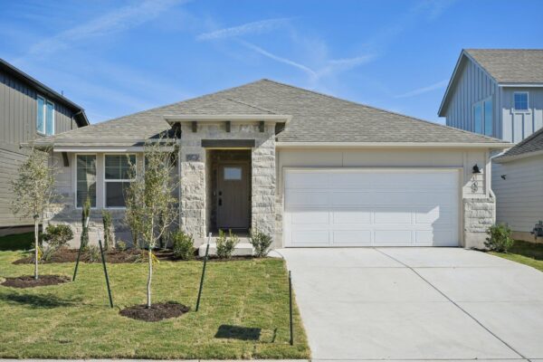 109 Holmby Dr, Hutto