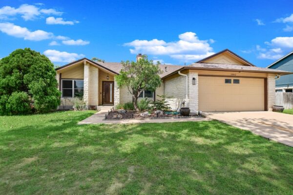 1002 W Noton St, Pflugerville