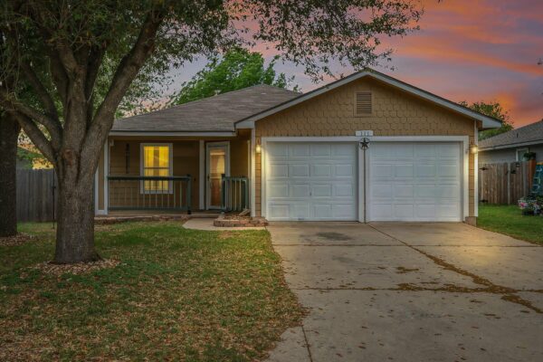 111 Quail Hollow Dr, Hutto