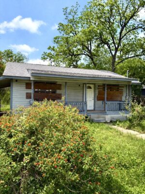 407 Middle Ln, Austin