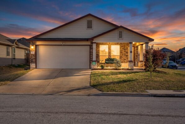 137 Hematite Ln, Jarrell