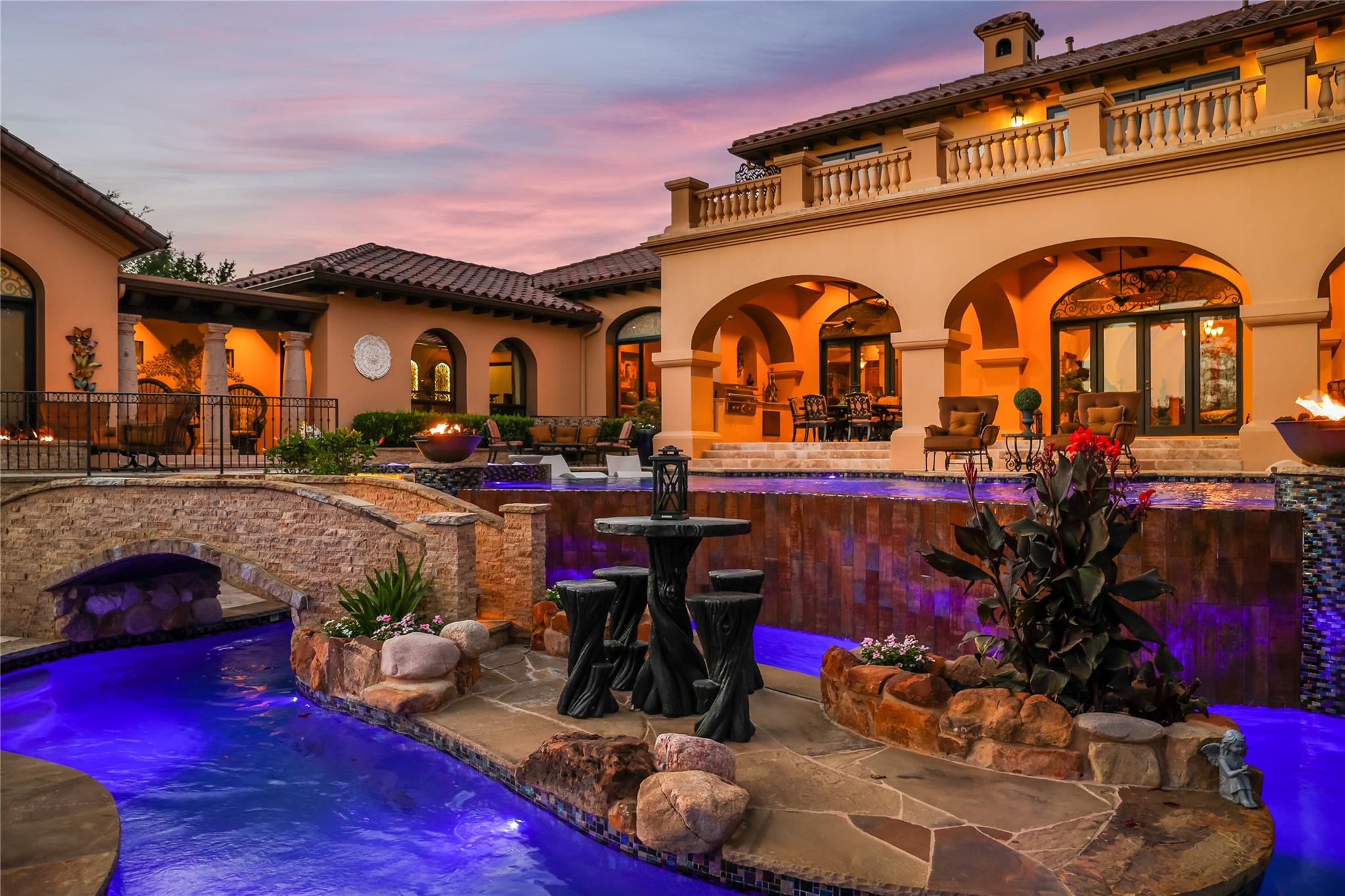 17803 Navigation Ln, Lago Vista, TX 78645